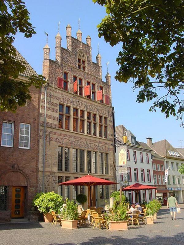 Wohnen Im Alten Amtsgericht Im Herzen Von Xanten Exteriör bild
